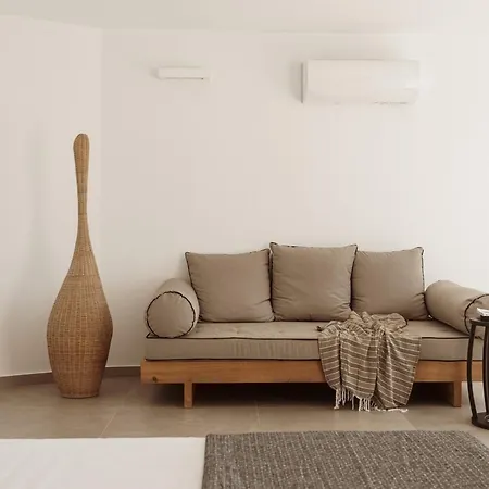 Quiet Magnificent Karalis - Mykonos